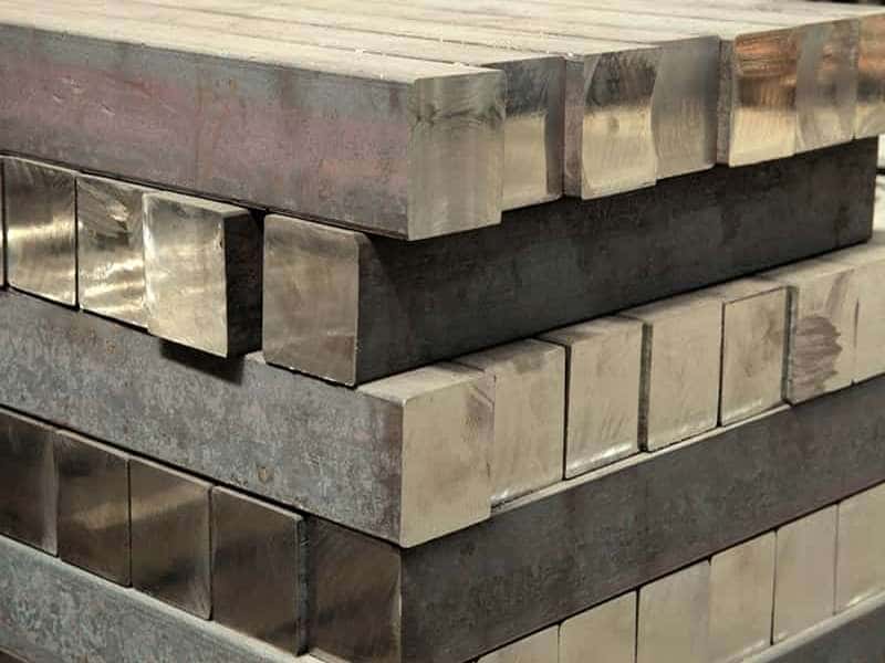 thep vuong dac 40x40 Vinasteel vn